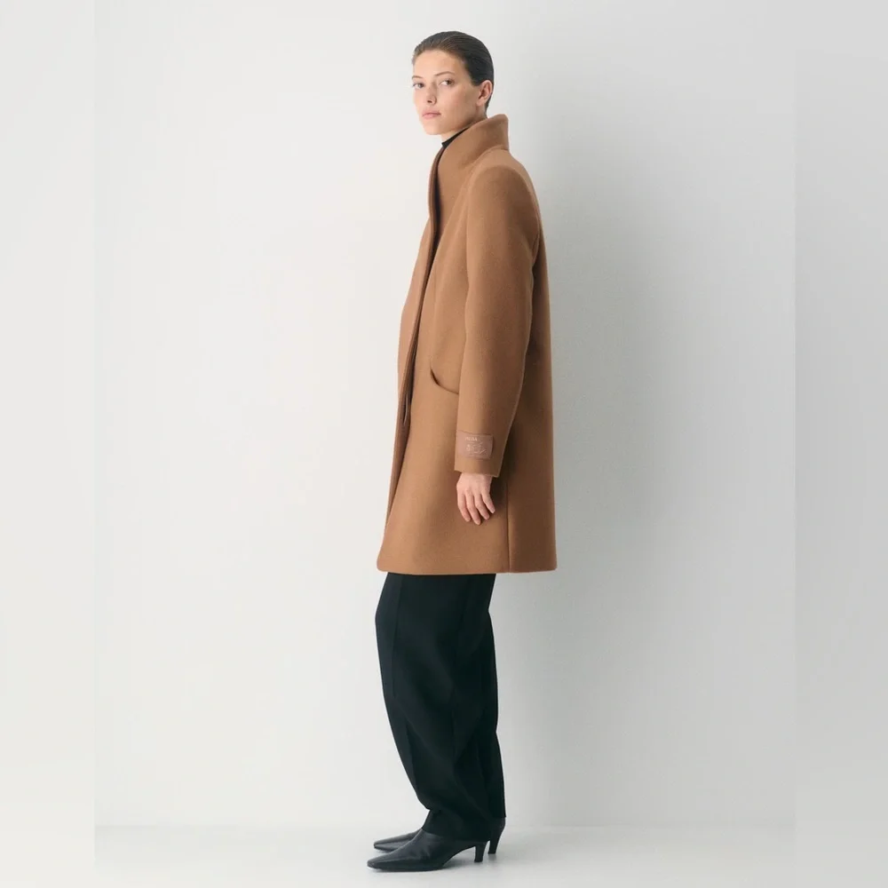 Aritzia Wilfred Cocoon Coat - Picture 3 of 12